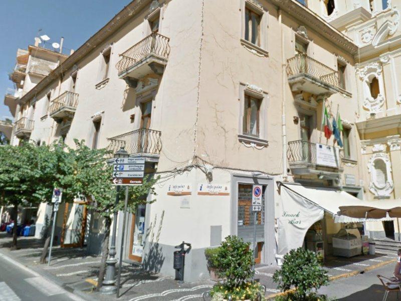 Piazza Tasso B&B Relais Sorrento Exteriör bild